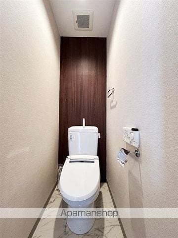 Luxuryの内装写真