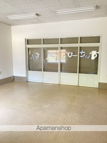 東海道・山陽新幹線 新下関駅 徒歩18分 2階建 築37年の内装写真