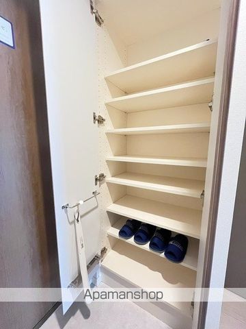 クレヴィアリグゼ西馬込の内装写真
