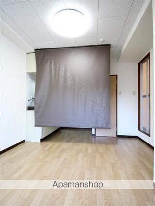 道後緑台ハイツ[1R/18.83m2]の内装1