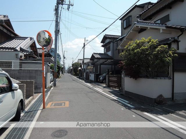 アドヴァンスの周辺写真