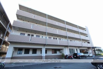 泉川マンション[1K/25.6m2]の外観4