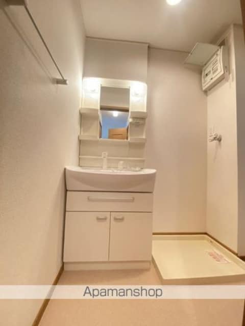 和歌山県和歌山市西高松２丁目[2DK/46.22m2]の洗面所