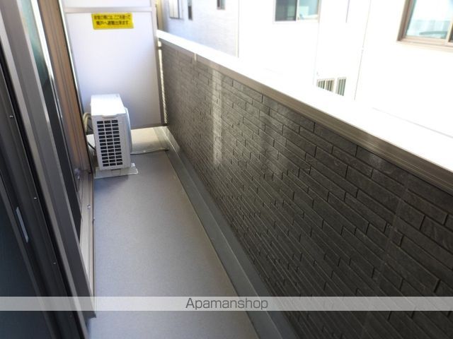 アンプルールフェール 六反の内装写真
