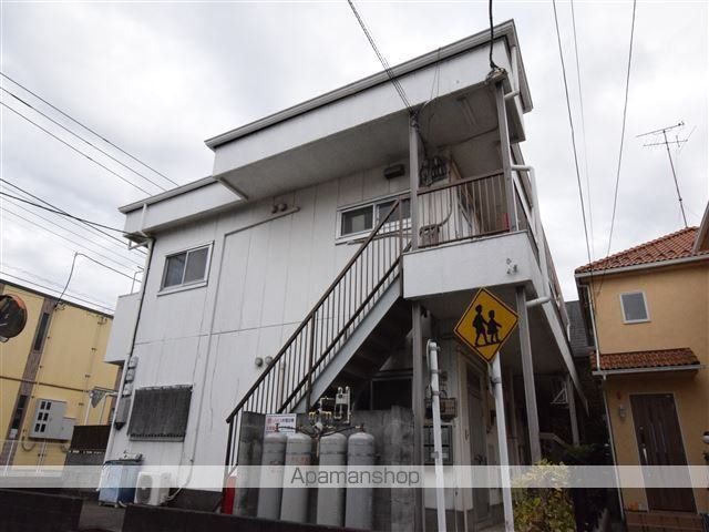 光栄マンションの外観写真