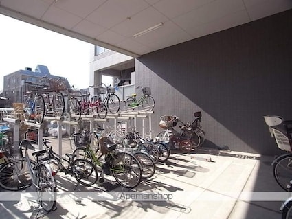 Ｍｏｎｔｐａｒｔｈｅ[2LDK/70.72m2]の共用部6