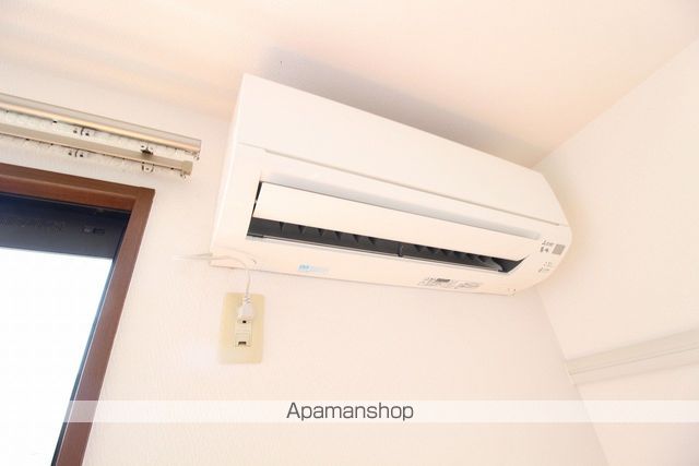 メルベーユ小倉Cの内装写真