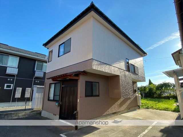 鶴岡市 2階建 築26年の外観写真