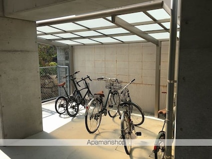 高知県高知市北本町３丁目[1R/31.5m2]の共用部