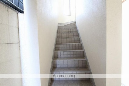 番町ロイヤルハイツ[1R/17.11m2]の共用部1