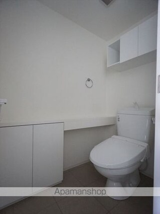 愛知県名古屋市西区菊井２丁目[2LDK/70.84m2]のトイレ