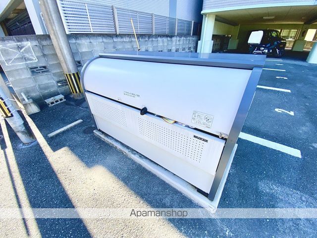 プラネ本山の外観写真