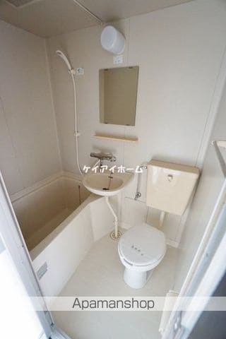ロイヤルマンションの内装写真