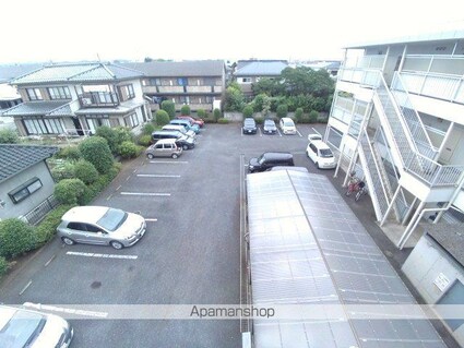 メゾンニュータウン嶋田[3DK/53m2]の駐車場1