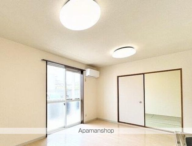 フォブール多田の内装写真
