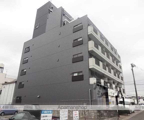 プルミエール勧修寺の外観写真