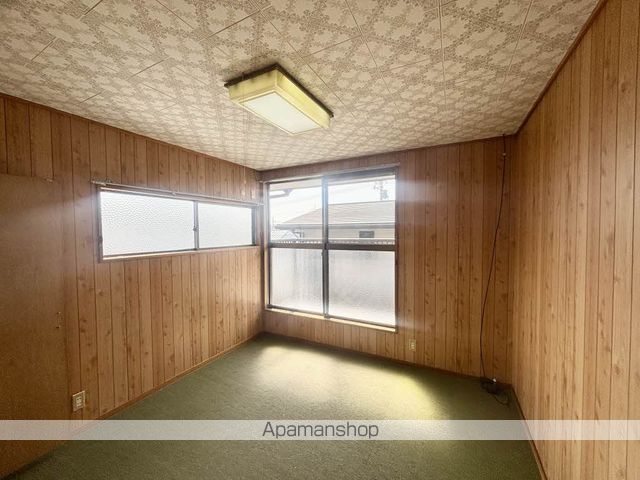 山陽本線 光駅 徒歩15分 2階建 築45年の内装写真