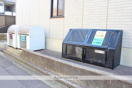 シャンブル[2LDK/53.76m2]の共用部1