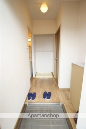 ハイライズ新涯　Ａ棟[2DK/40.92m2]の玄関