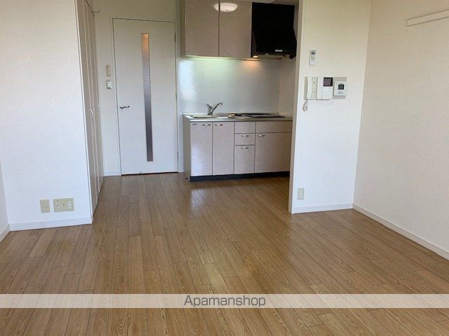 サンロワール江坂の内装写真