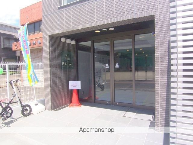 ブライズ上池台の玄関写真