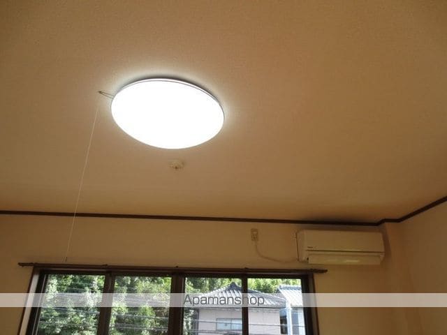 ハピネス本郷IIの内装写真