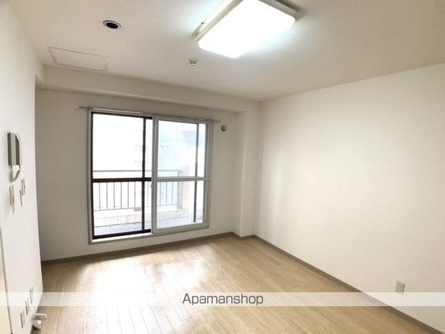 サイレンス医大前の内装写真