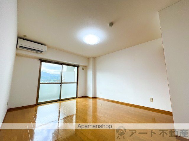 駅前マンション田窪の内装写真