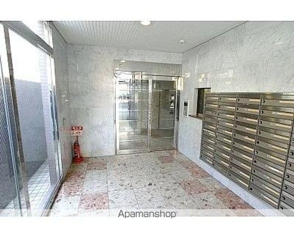 ピュアドームパラジオ博多の玄関写真