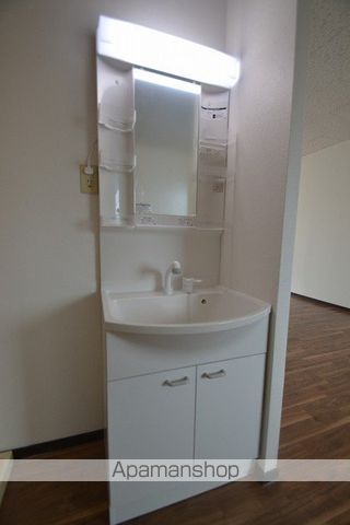 山陽コーポ豊成の内装写真