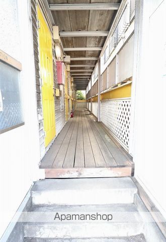 西武鉄道国分寺線 鷹の台駅 徒歩9分 2階建 築32年の玄関写真