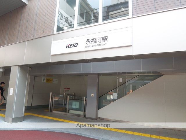 和泉ファミリオDの周辺写真