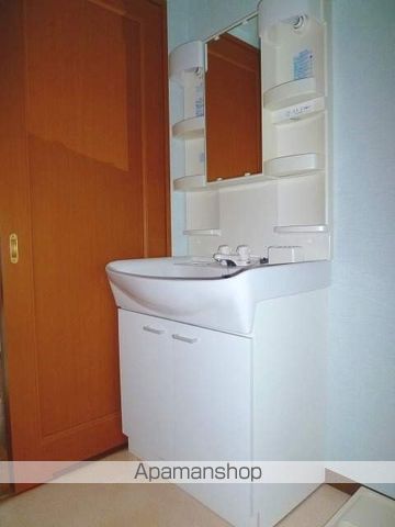 グローイングコートの内装写真