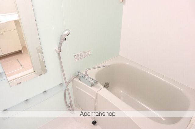 VILLA GARLAND COURTの内装写真
