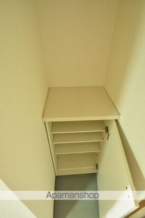 ファミーユ小松島[1K/27.13m2]の内装1