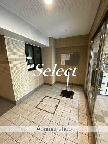 野毛山ポートヒルガーデンの玄関写真