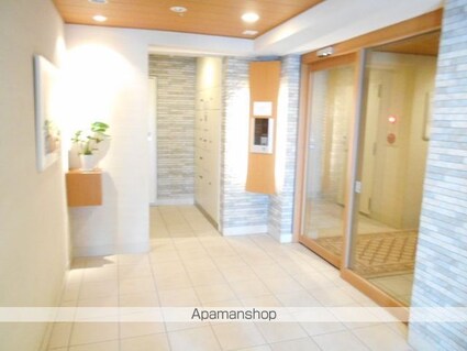 グローセインゼル湯島[1LDK/43.26m2]のエントランス