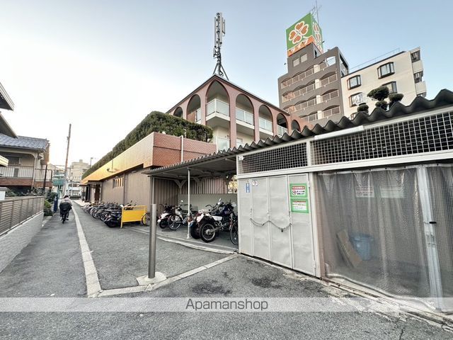 第6高光マンションの外観写真