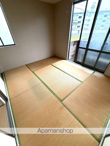 フォレストモールA棟の内装写真