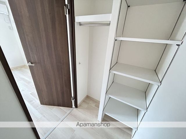 クレストの内装写真