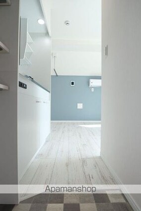 ユニヴェール西新井[1R/17.15m2]の玄関2