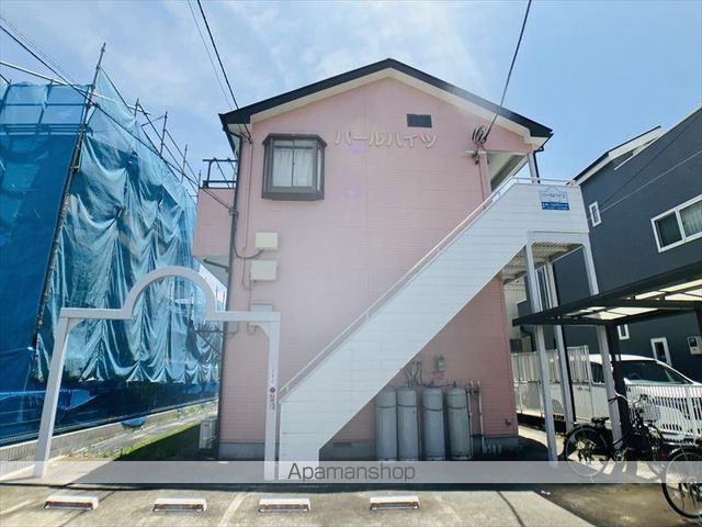 パールハイツの外観写真