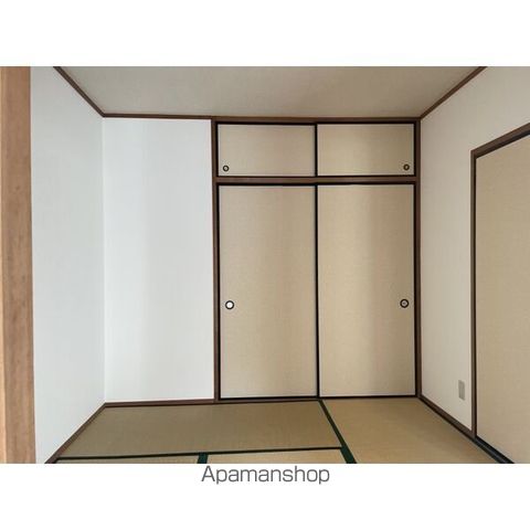 シャイン新西方の内装写真