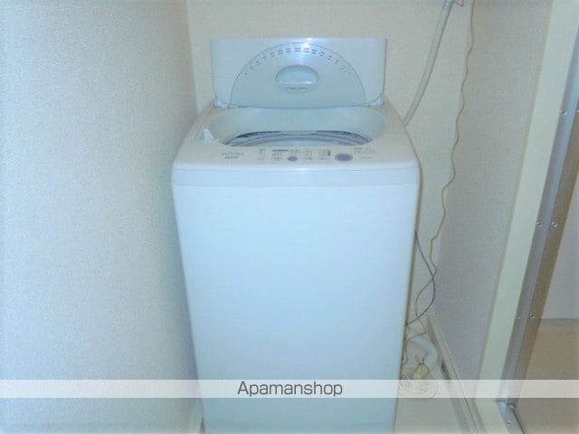 レオパレスブリュシェル荊本の内装写真
