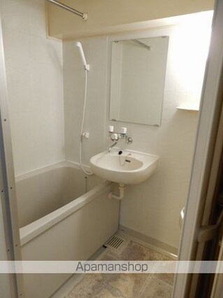 アゼリア明大前[1DK/28m2]のバス