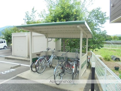 ベルク・ヴィラ　Ｂ棟[3DK/55.71m2]の共用部2