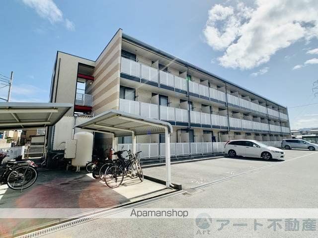 レオパレスグランドカメリアVIの外観写真