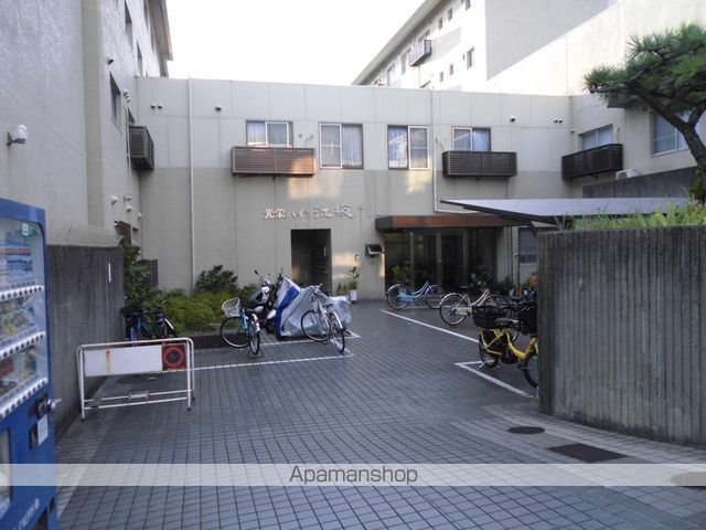光栄ハイツESAKAの玄関写真