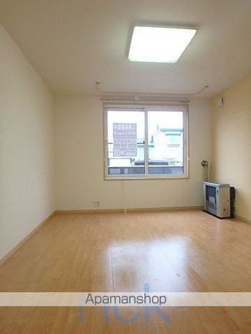 ラリュールIIの内装写真