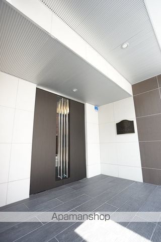 メインステージ松戸の玄関写真